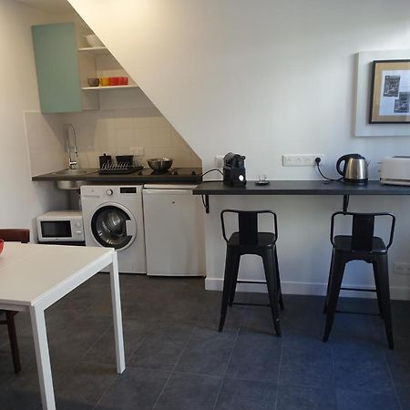 Cite Pilleux - Cozy Apartment In A Private Lane Paris Eksteriør bilde