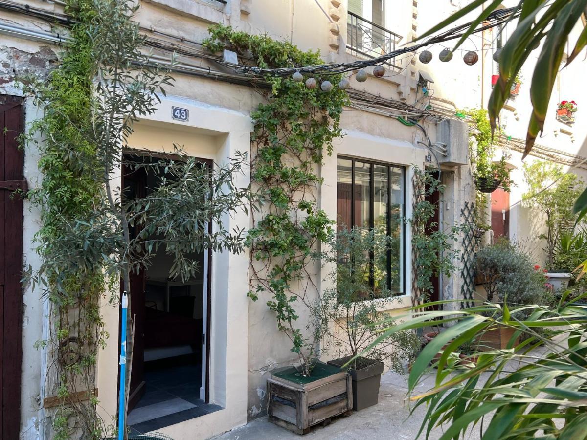 Cite Pilleux - Cozy Apartment In A Private Lane Paris Eksteriør bilde
