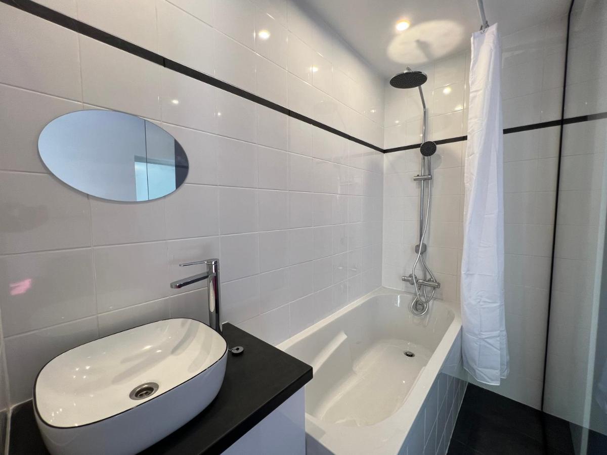 Cite Pilleux - Cozy Apartment In A Private Lane Paris Eksteriør bilde